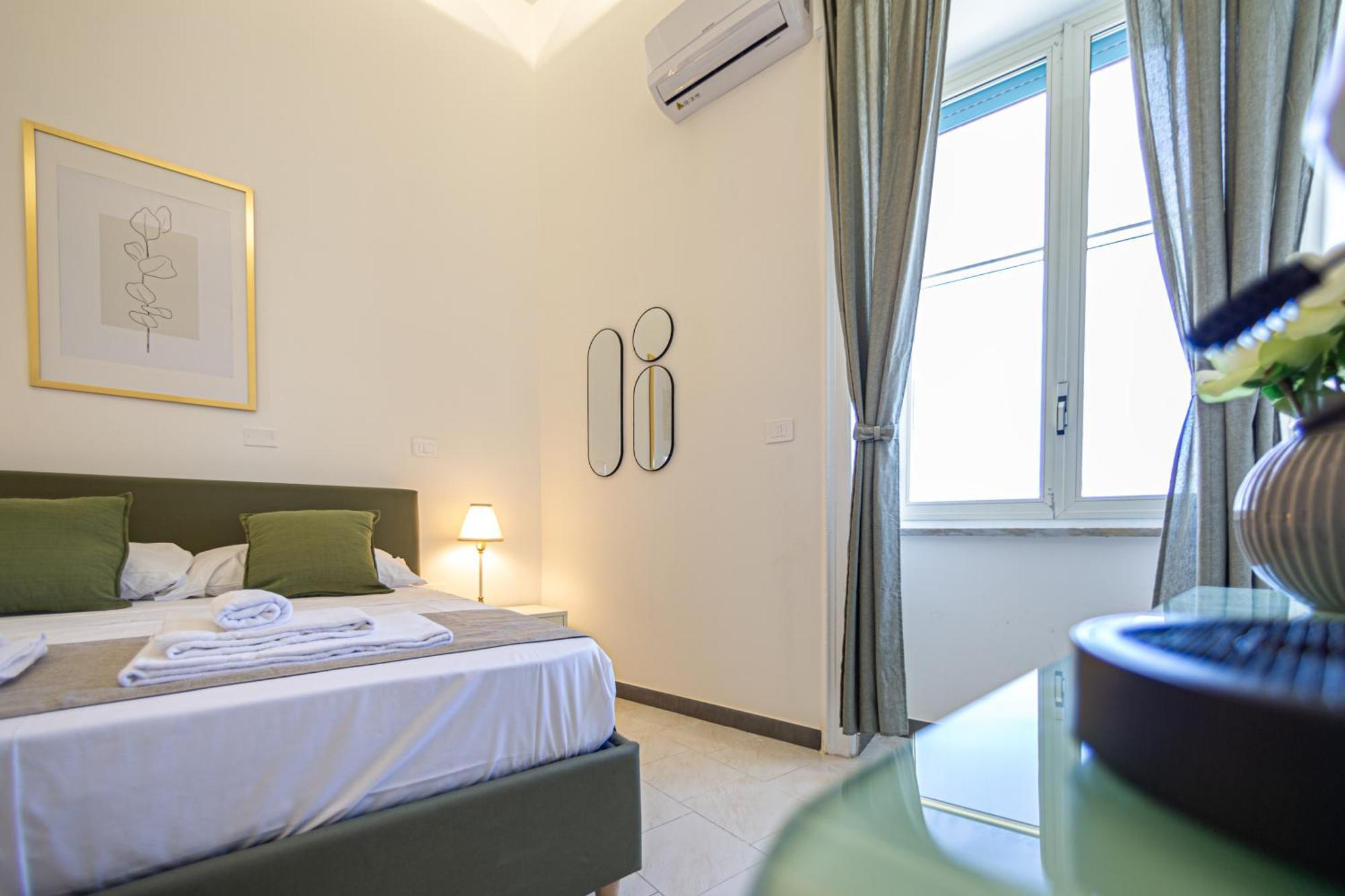 Mh Suites Rooms Apartments Баколі Екстер'єр фото